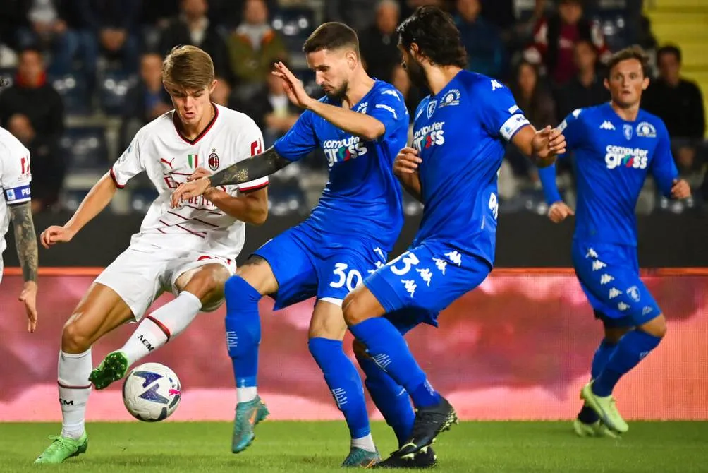 AP Charles De Ketelaere empieza a brillar con el Milan