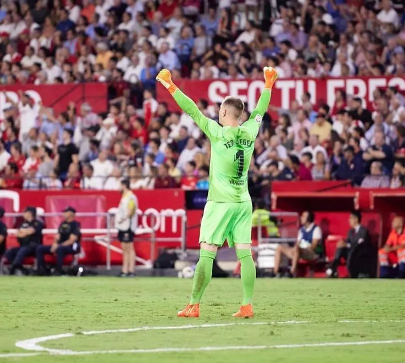 @MTERSTEGEN1 Ter Stegen ante el Sevilla