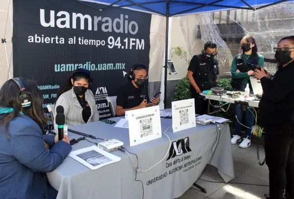 Estudiantes de la Universidad Autónoma Metropolitana