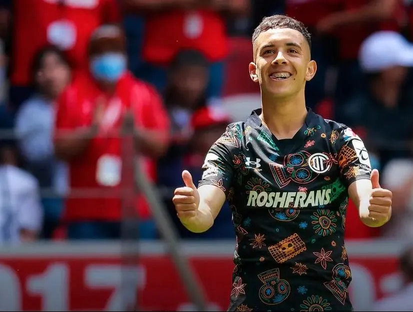 Leo Fernández con Toluca