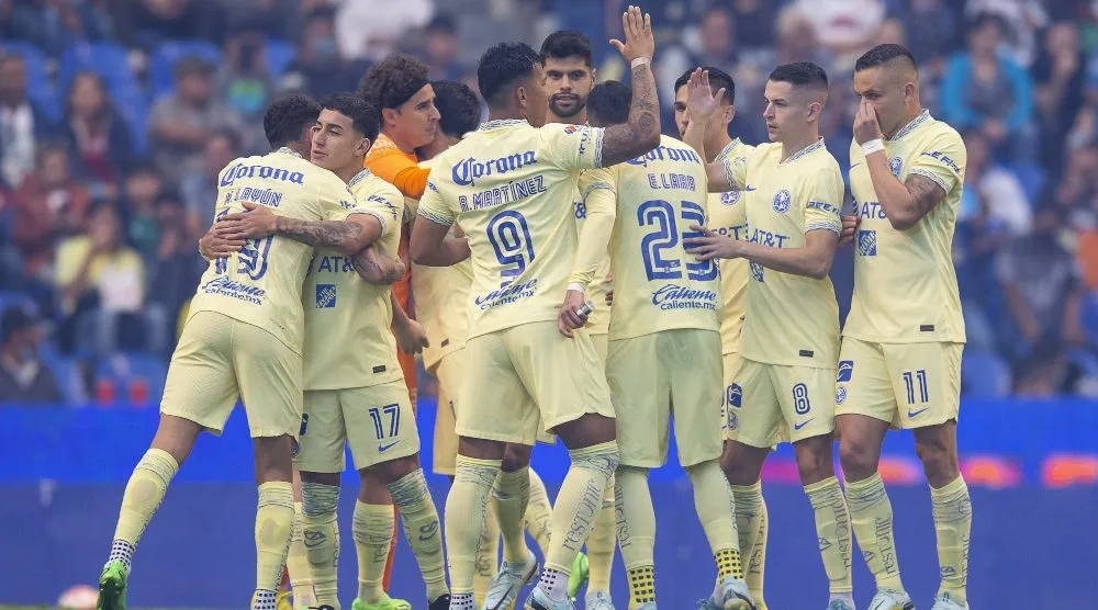 Jugadores del América en festejo