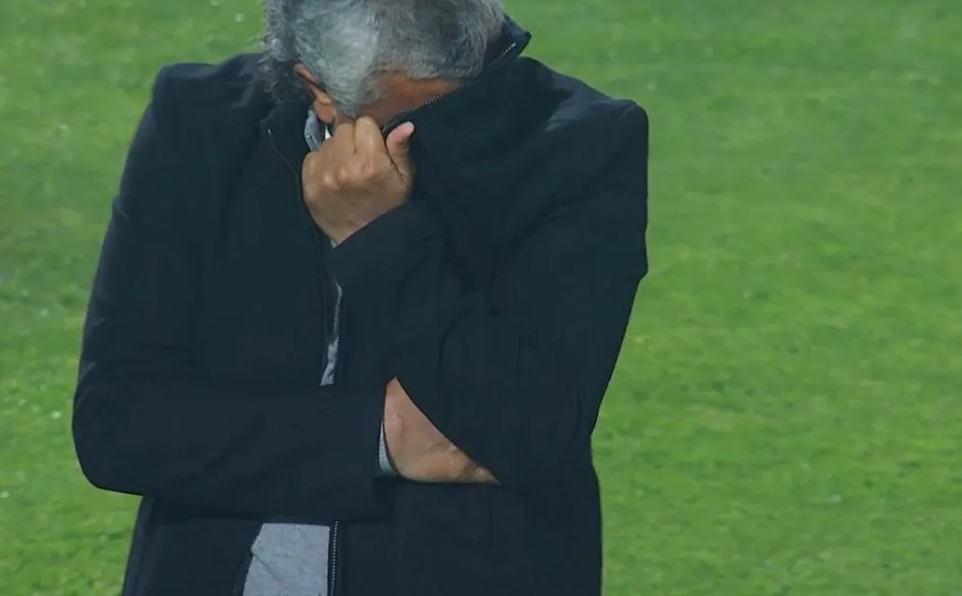 El partido fue suspendido por el gas lacrimógeno