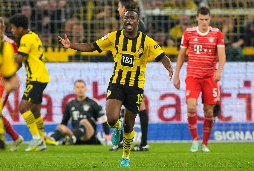 Dortmund celebrando el empate de último minuto