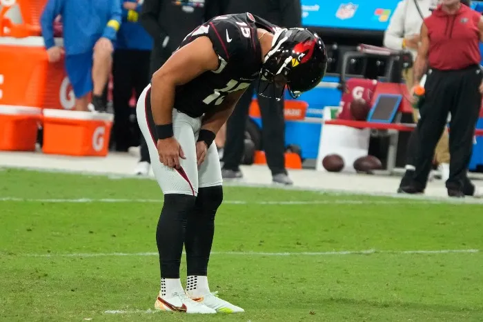 AP Ammendola se lamenta tras fallar el gol de campo del empate
