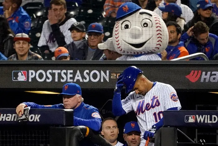 Desolación en el dugout de los Mets