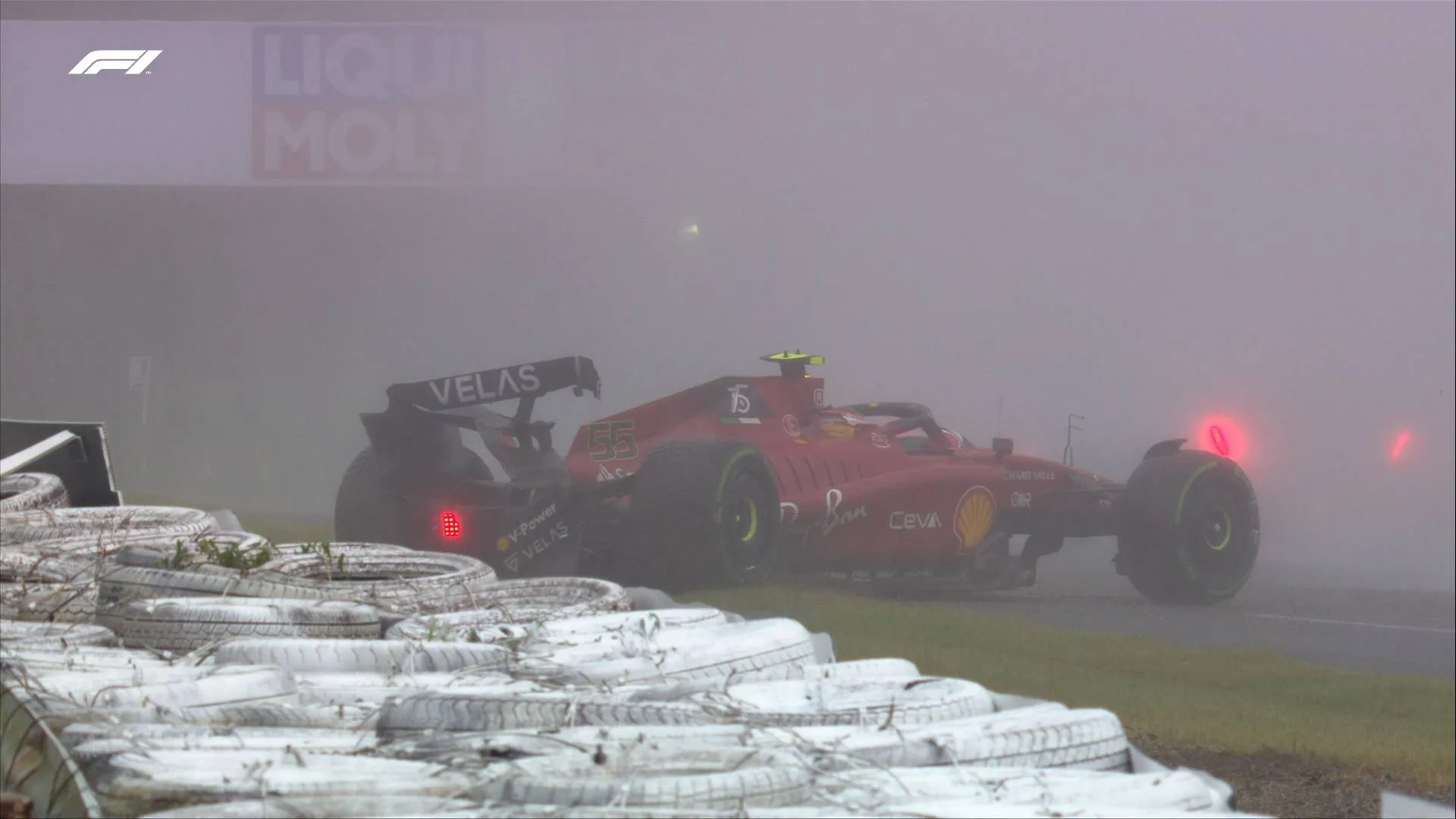 Carlos Sainz se estrelló con la barrera