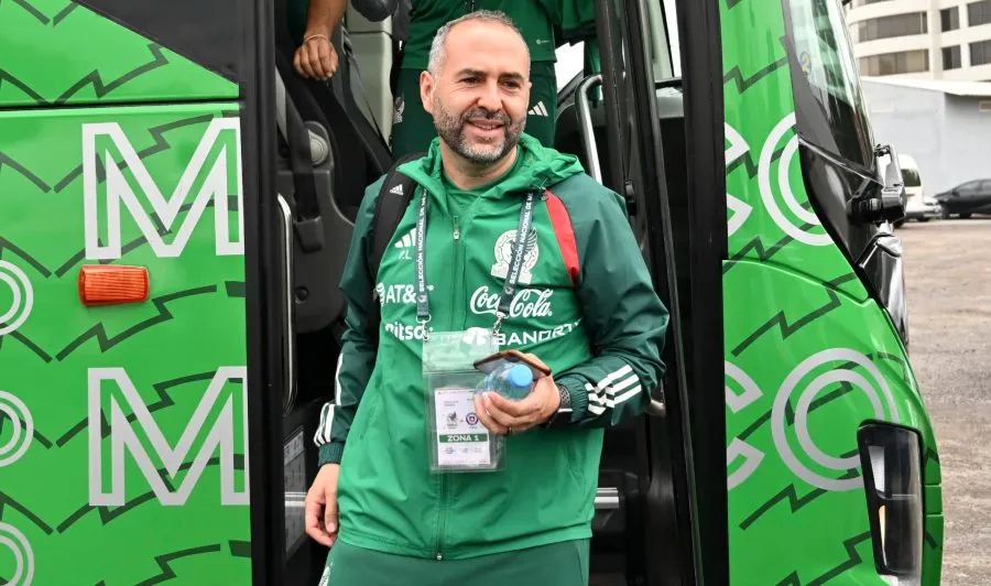 IMAGO7 Pedro López previo al juego ante Chile