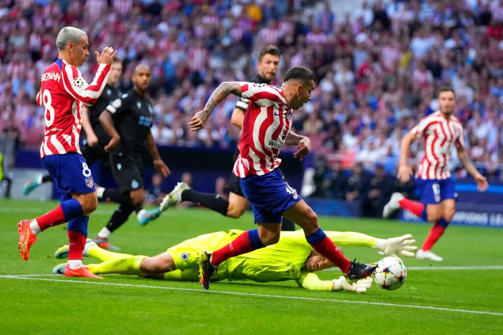 Simon Mignolet fue la figura del partido