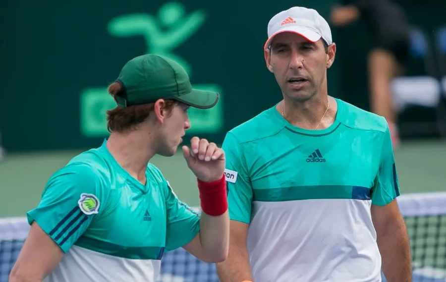 Luis Patiño con Santiago González