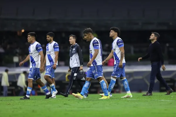 Jugadores de Puebla en lamento tras perder ante América