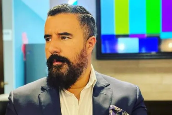 Álvaro Morales, fiel a su estilo