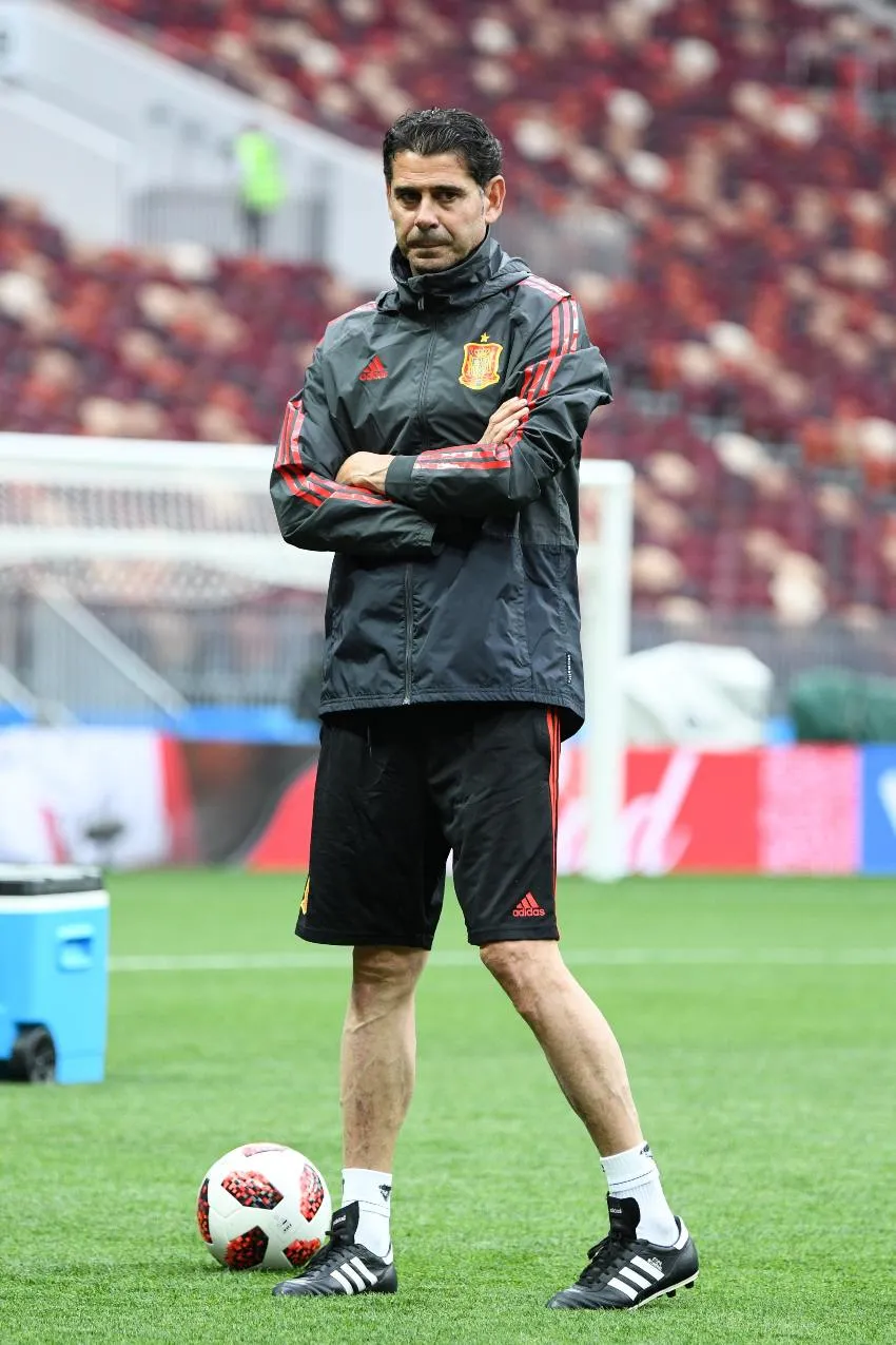 Fernando Hierro, nuevo director deportivo de Chivas