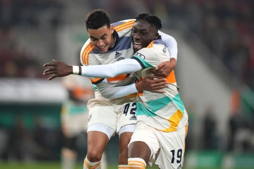 AP Jugadores del Bayern Munich festejando un gol