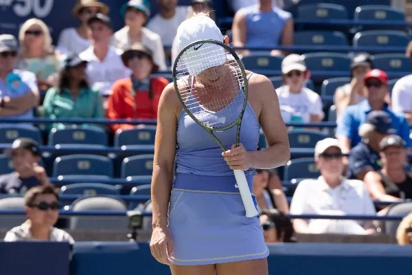 Simona Halep reacciona durante partido