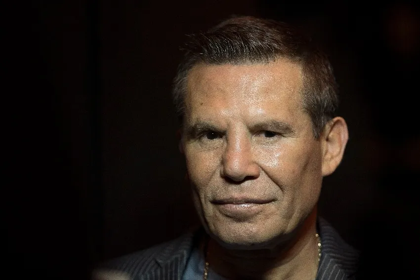 Julio César Chávez en una pelea de box