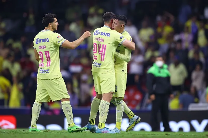 Jugadores del América tras una derrota