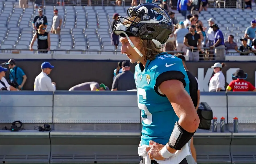 Trevor Lawrence tras derrota