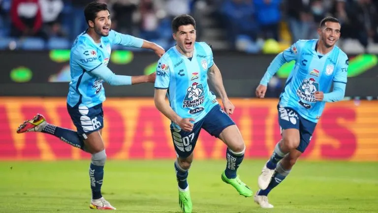 IMAGO7 Nico Ibáñez celebra con Pachuca