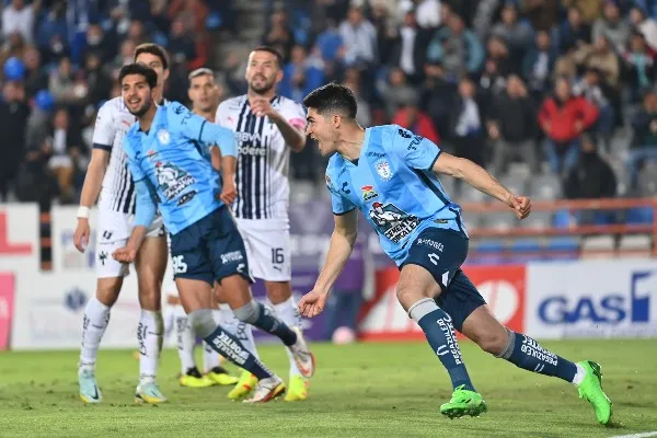 IMAGO7 Nico Ibáñez celebra con Pachuca