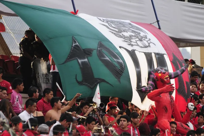 IMAGO7 Afición de Toluca en un partido