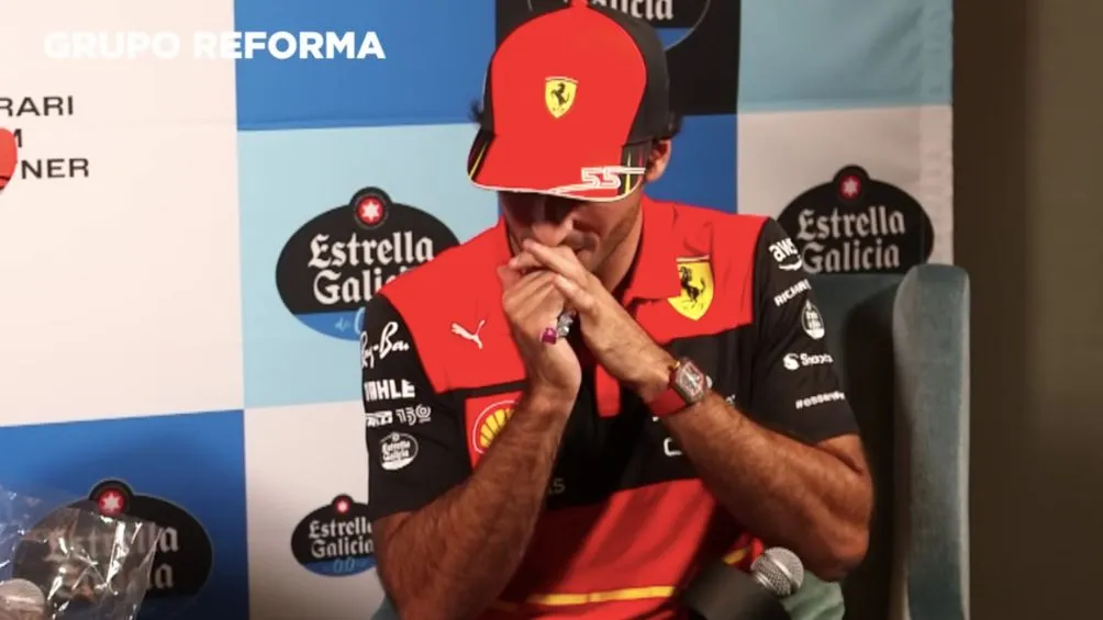 ESPECIAL Sainz comiendo dulces mexicanos