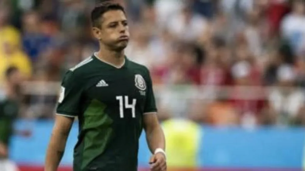 AP Chicharito con Selección