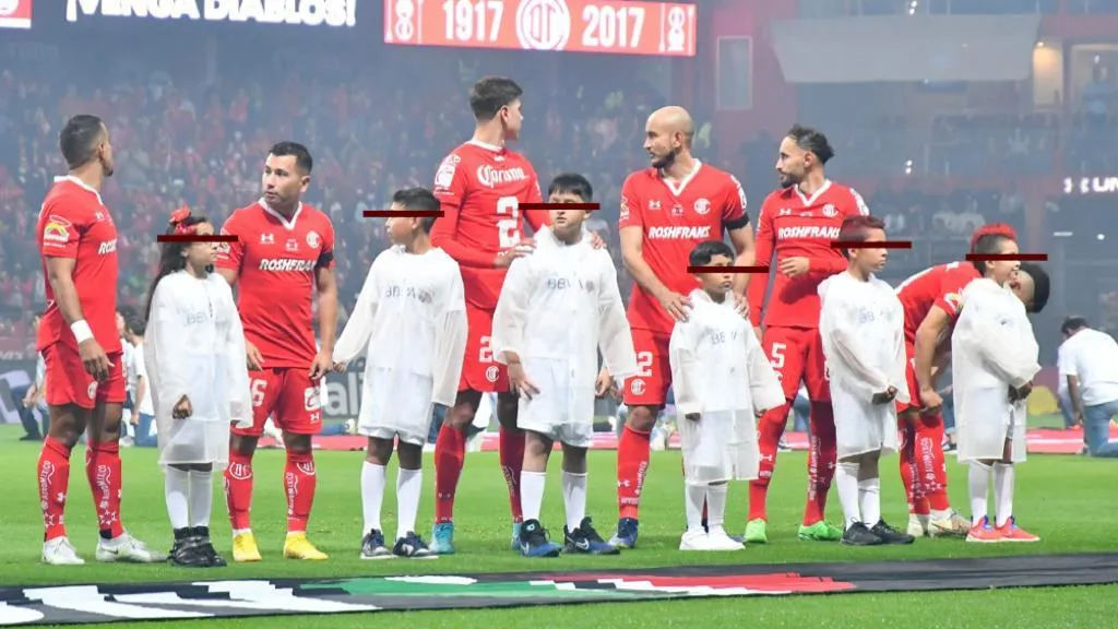 Ortega rindió homenaje al 'Dedos' López