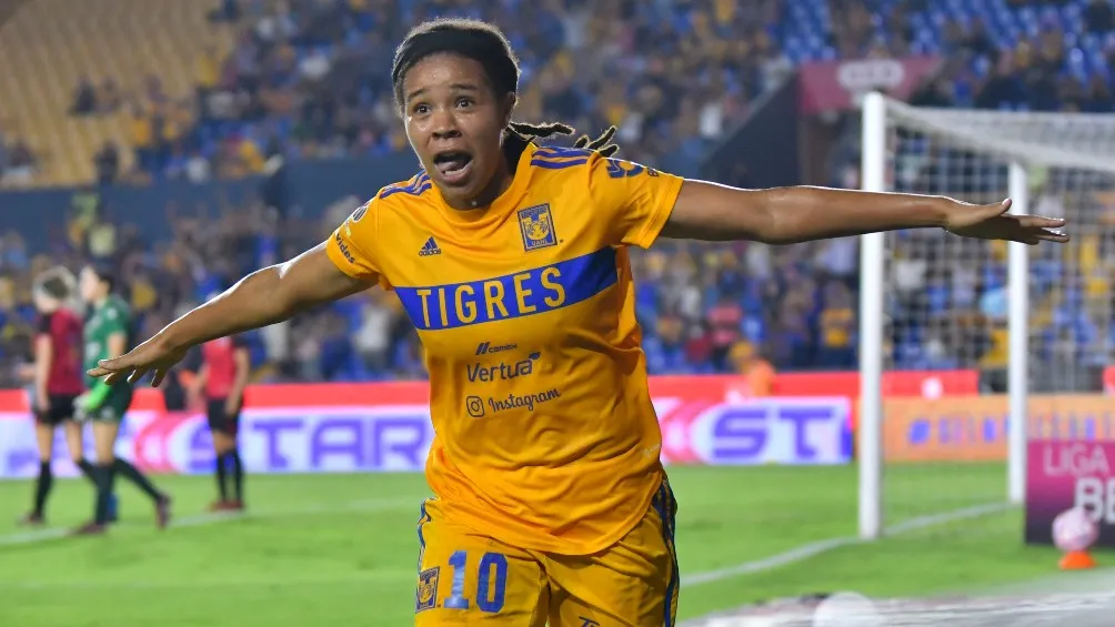 IMAGO7 Mia Fishel fue la primera campeona de goleo extranjera de la Liga MX Femenil