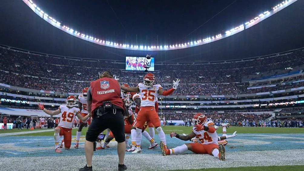Kansas City en su juego en México