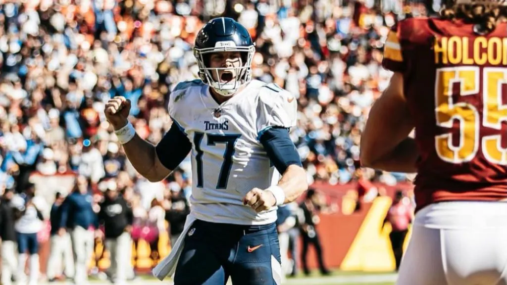 @RTANNEHILL17 Ryan Tannehill con los Titans