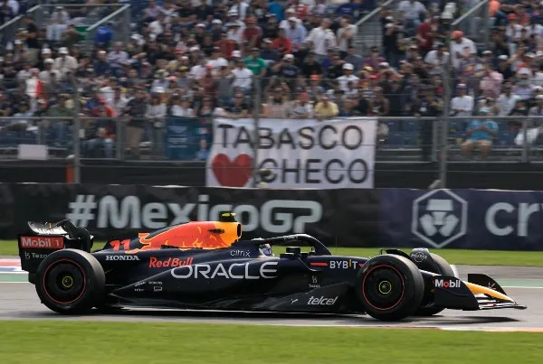 Checo Pérez en el GP de México