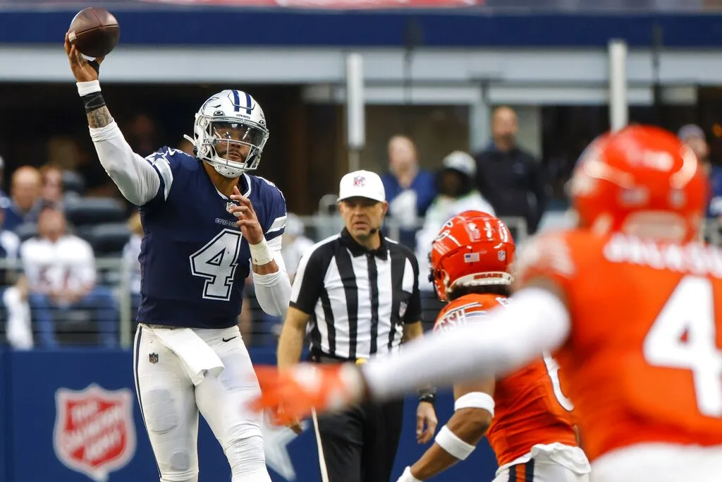 AP Dak Prescott durante un partido de los Cowboys