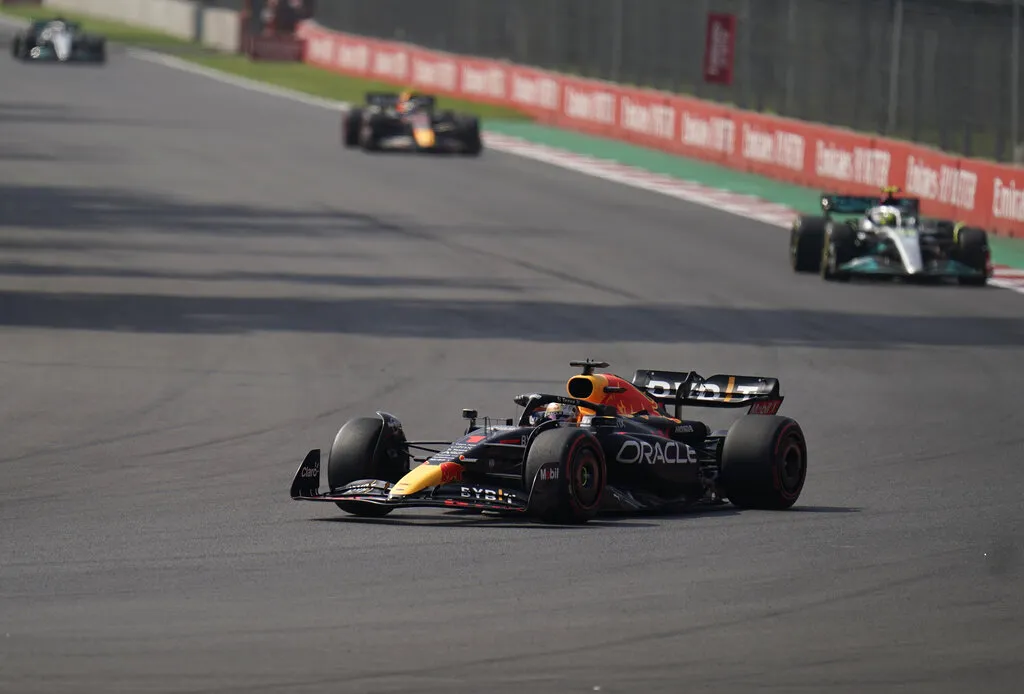 Verstappen, Hamilton y Checo Pérez