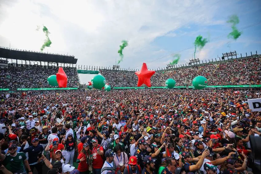 Afición en el GP de México