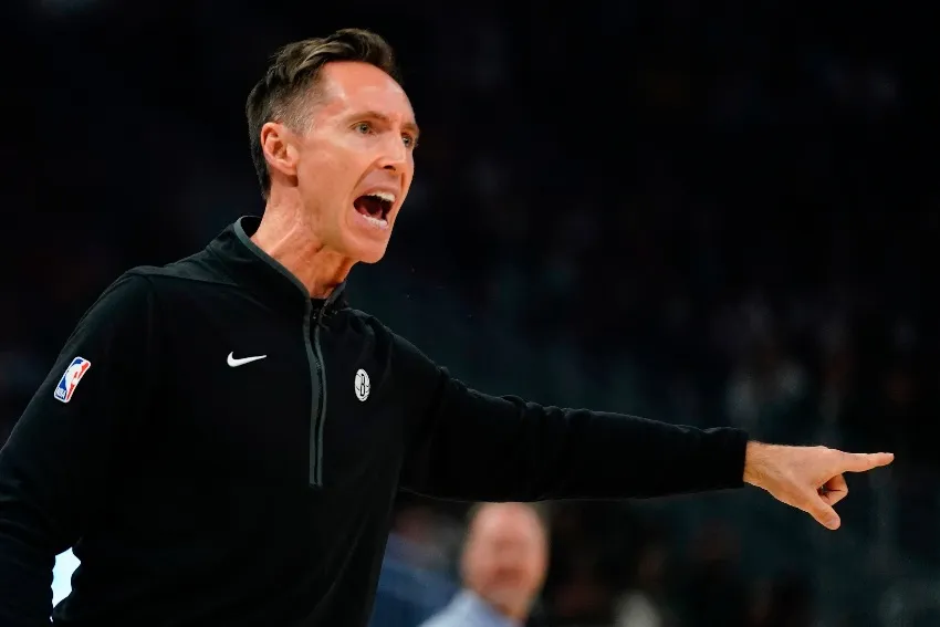 Steve Nash dejó de ser entrenador de los Nets