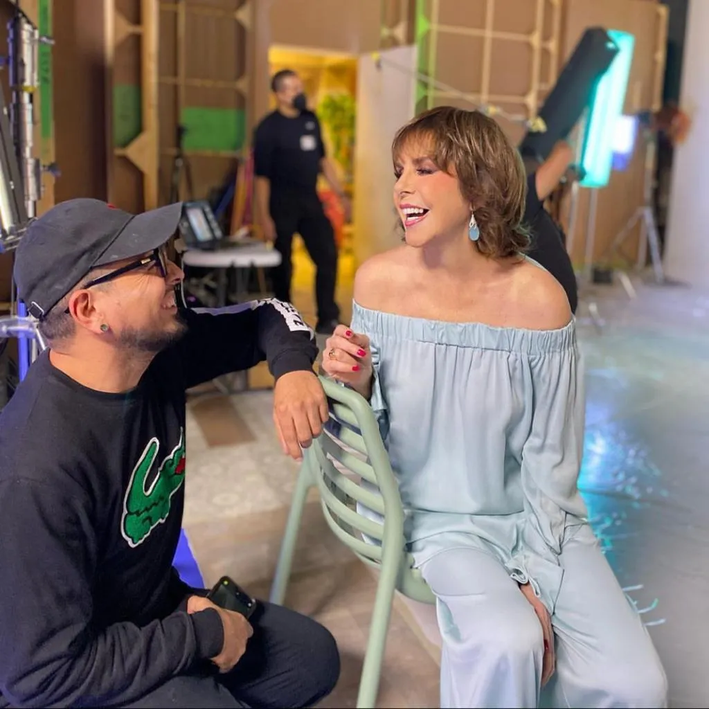 @LA_REBECCAJONES Rebecca Jones en una producción