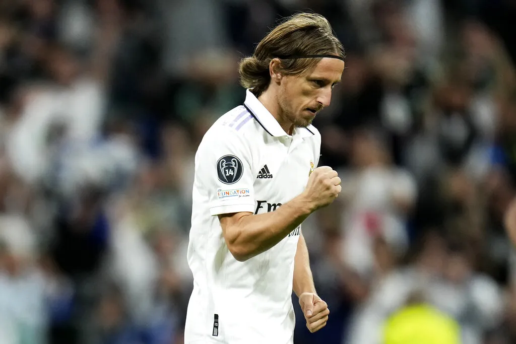 Luka Modric festeja una anotación con el Real Madrid