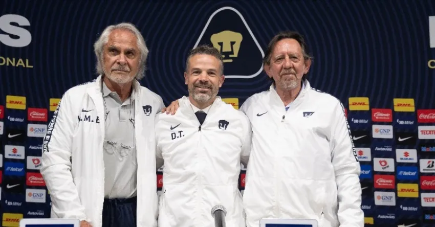 Rafa Puente Jr. en su presentación como DT de Pumas