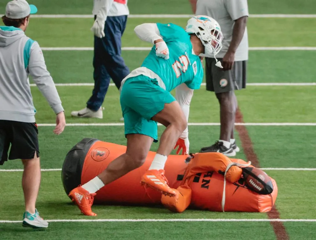 Chubb en el entrenamiento con los Dolphins