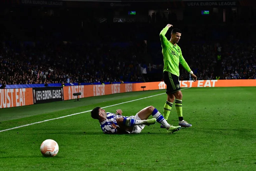 AP Cristiano tras cometer falta