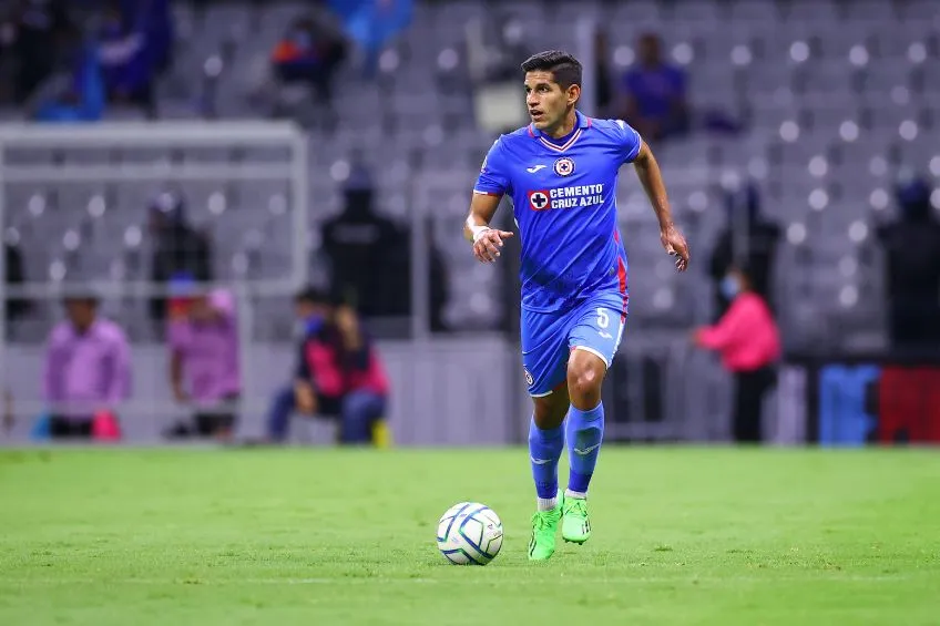 IMAGO7 Luis Abram durante un partido de Cruz Azul