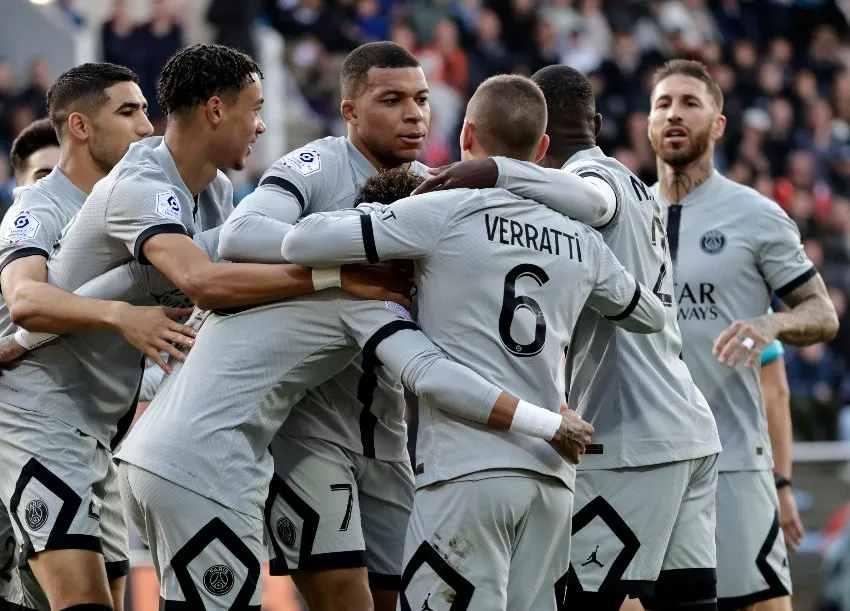 PSG en celebración de gol