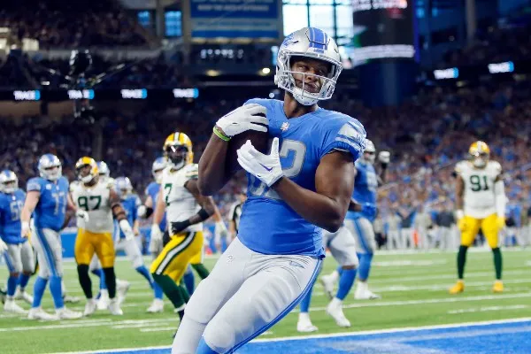 AP Lions vs Packers en acción