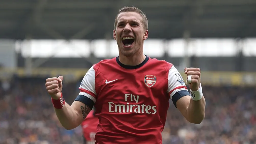 PODOLSKI EN EL ARSENAL