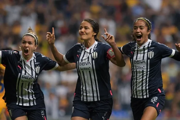 Rayadas pudo levantarse, pero no fue suficiente