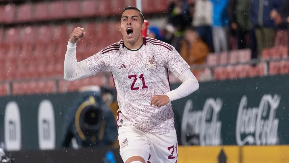 Funes Mori celebra tanto con la Selección