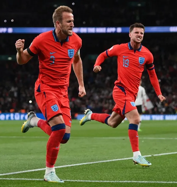 TWITTER @England Jugadores de Inglaterra celebran