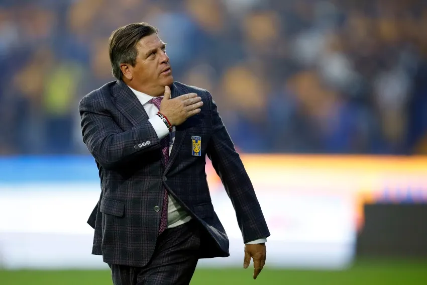 Piojo Herrera en un partido de Tigres