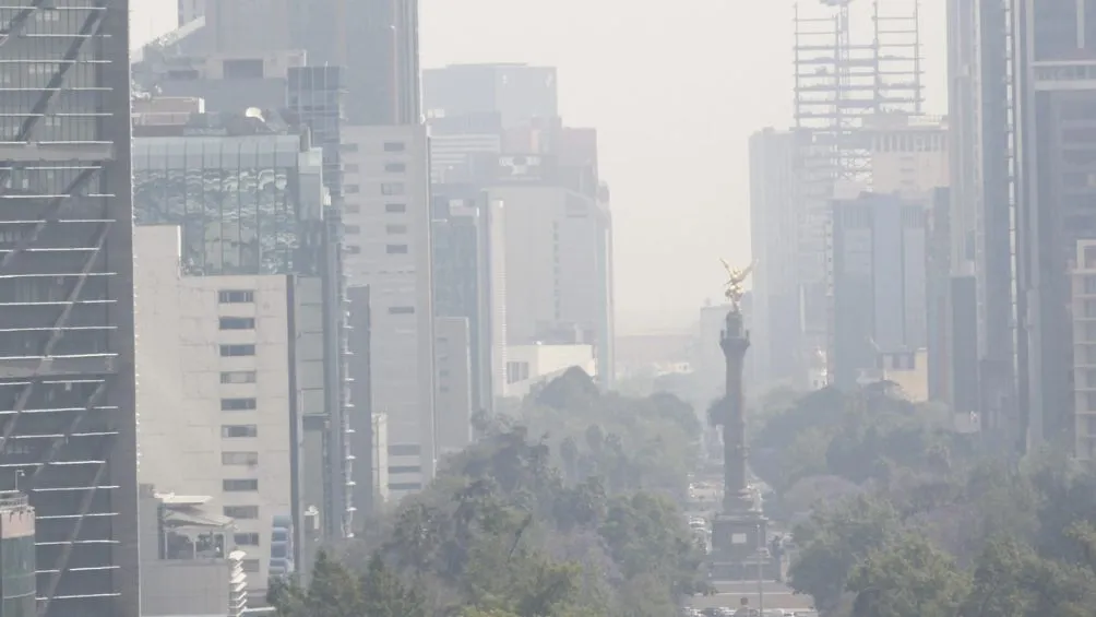 Así se ve el Ángel de la Independencia con la contaminación
