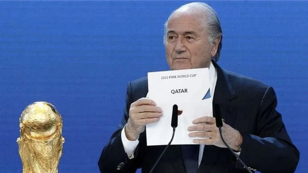 AP Blatter tras elegir a Qatar como sede del Mundial